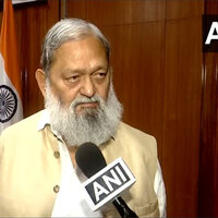 "RahuI Gandhi has habit of lying", says Haryana Minister Anil Vij after Rahul's claim of having proof against ECI