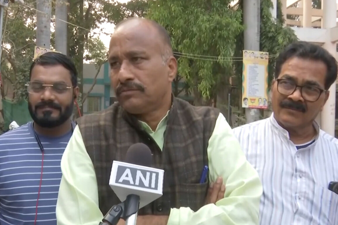 "All of us are drinking only that water": BJP Councillor Kamal Waghela on Indore water contamination crisis