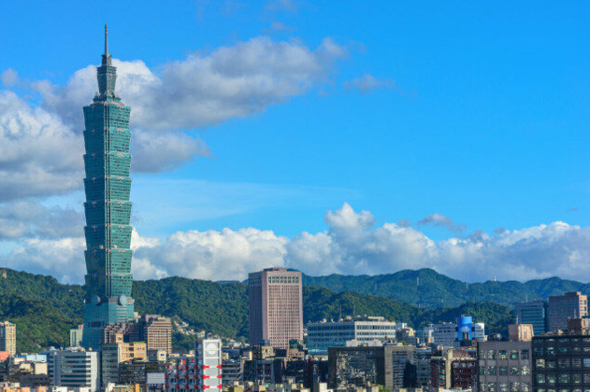 Japan urged not to send 'Taiwan independence' separatists wrong signal