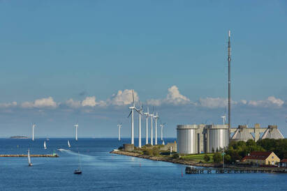 Semi-liquid funds open up energy transition assets