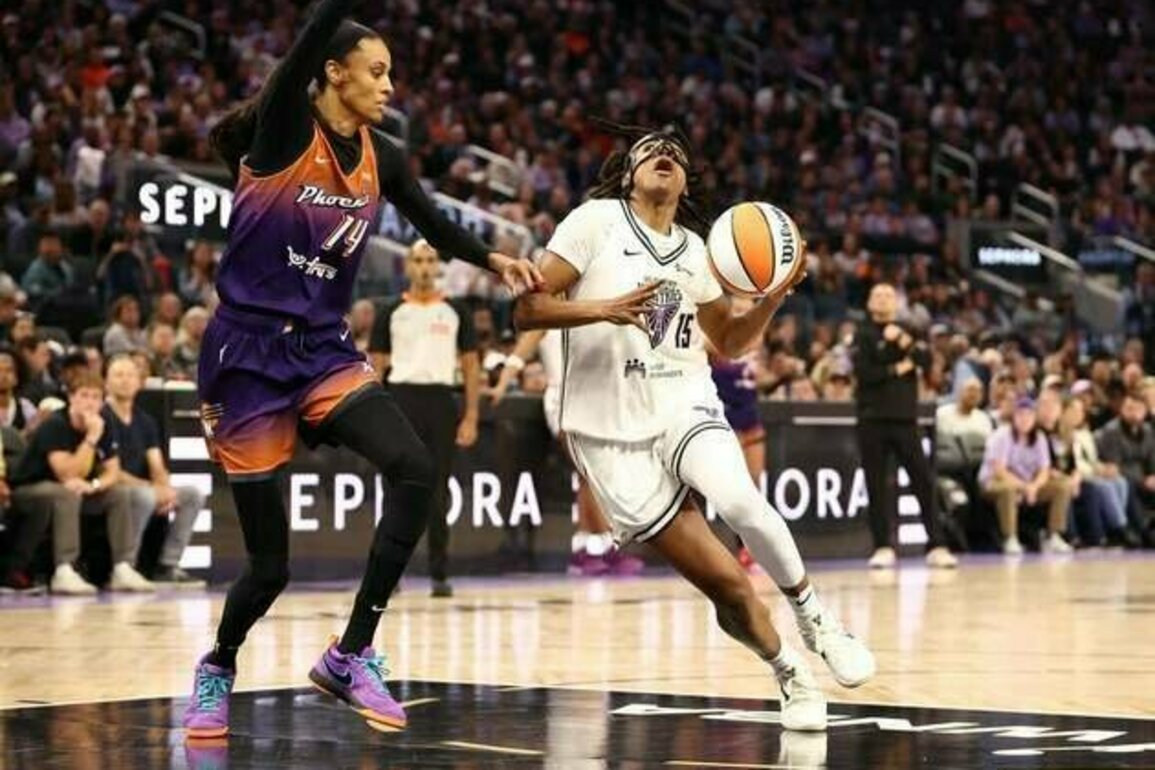 Alyssa Thomas' last second free throw pushes Mercury past Valkyries