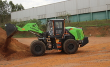 Pa-carregadeira eletrica 838TE