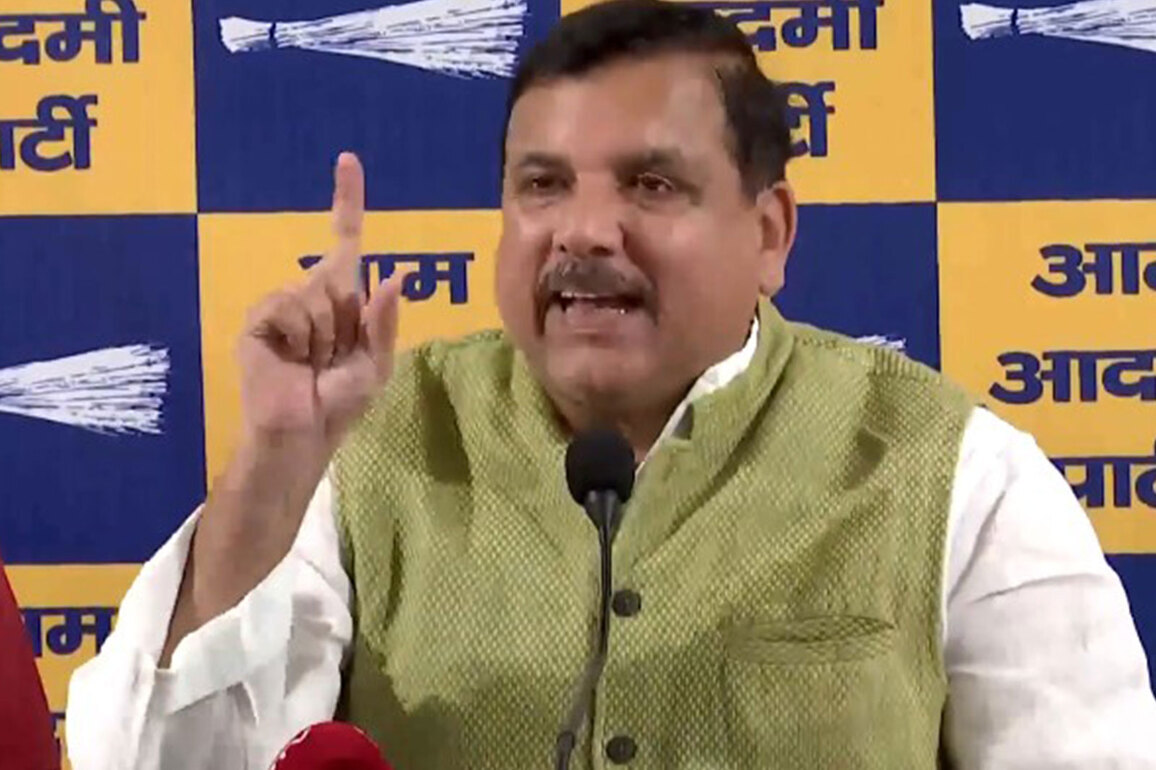 "Traitors of Punjab": Sanjay Singh lashes out at 7 AAP MPs for merging with BJP