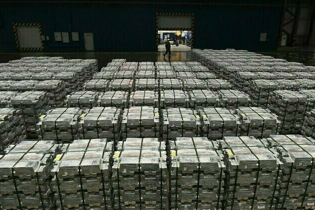 China boosting purchases of Russian metals  Bloomberg