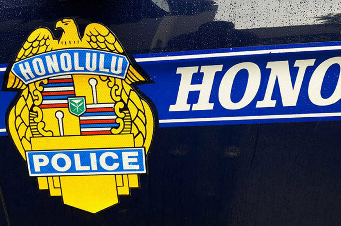 2 hospitalized after crash near the Ala Moana area