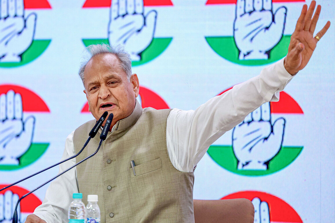 "Symbol of political desperation": Ashok Gehlot criticises PM Modi's remarks comparing Congress to All-India Muslim League