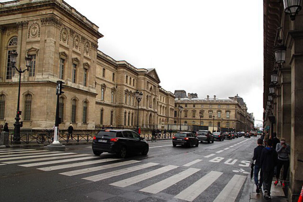 Two men held for theft of crown jewels from the Louvre