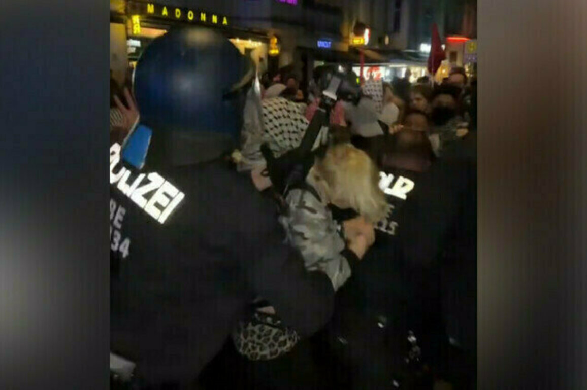 German police brutalize female activists at Womens Day rally 