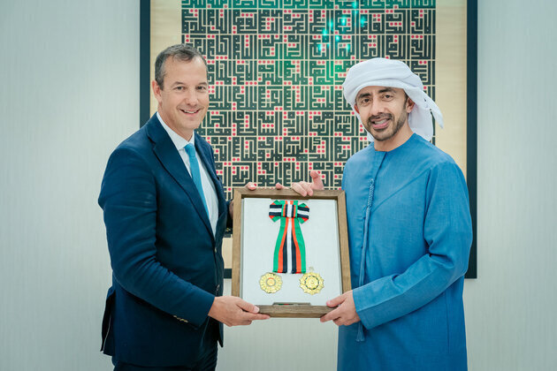 UAE President confers First Class Order of Independence on Ambassador of United Kingdom