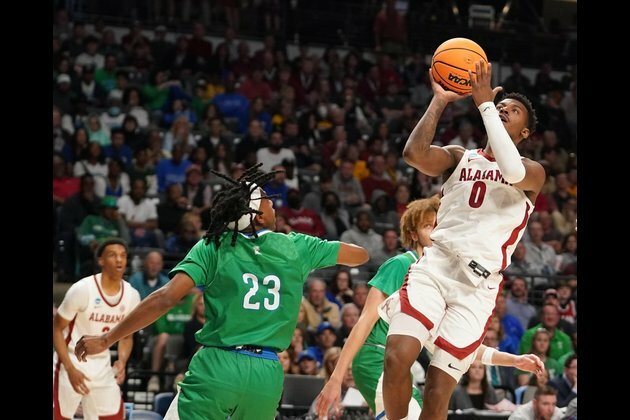 No. 1 Alabama cruises despite off-day for Brandon Miller