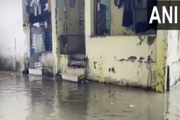 Gujarat: Heavy rainfall triggers waterlogging in parts of Navsari