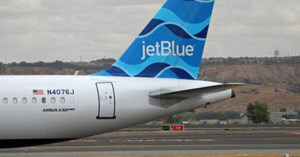 US military plane nearly collides with passenger jet near Venezuela - media