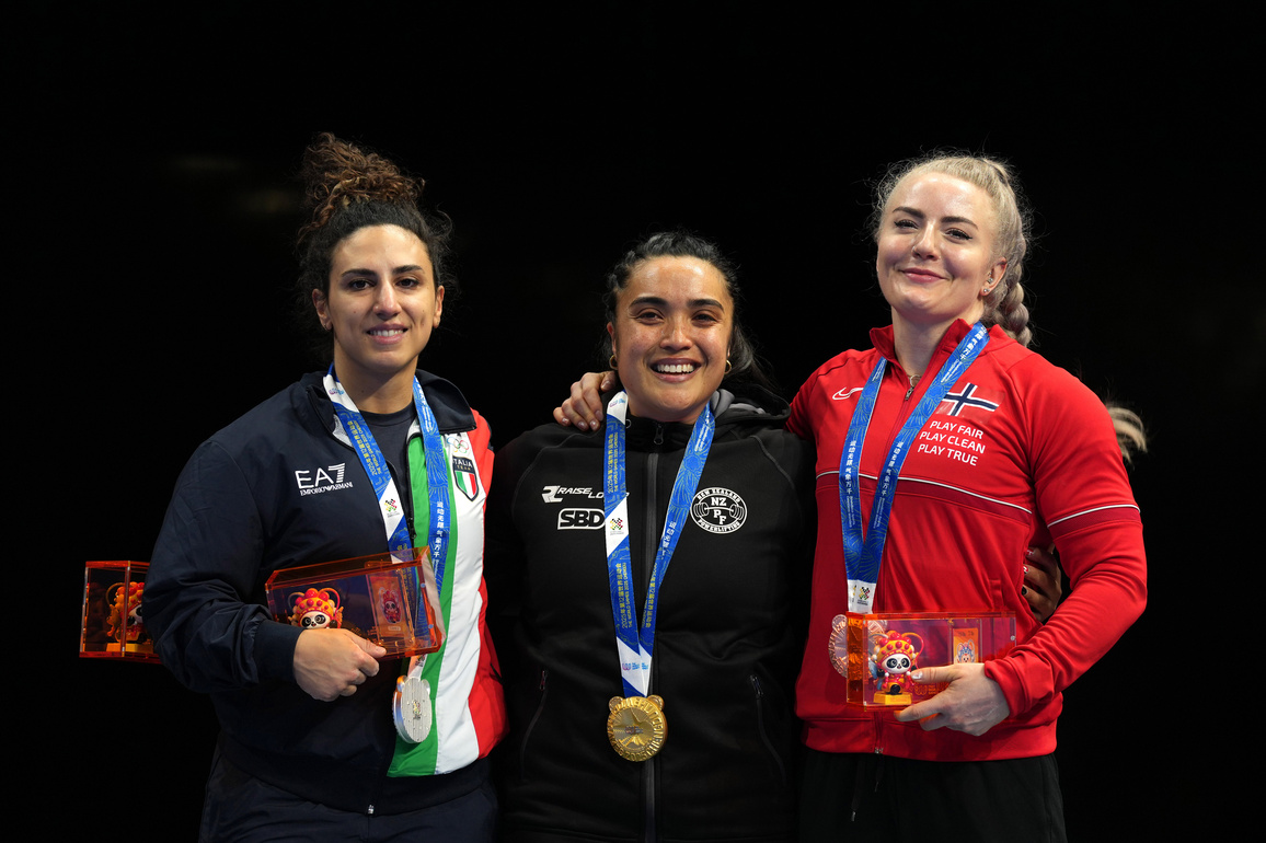 (SP)CHINA-CHENGDU-THE WORLD GAMES 2025-POWERLIFTING-WOMEN'S HEAVYWEIGHT-VICTORY CEREMONY (CN)
