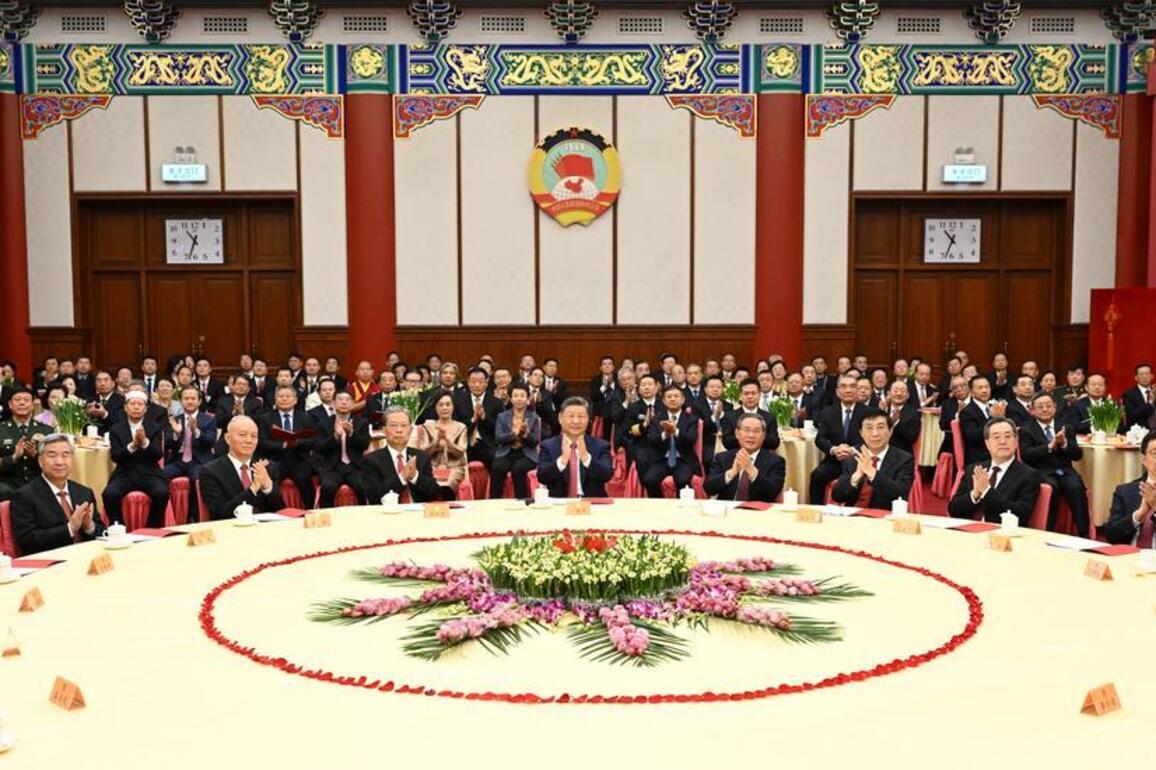 Xi's Album | Xi emphasizes strong start for 15th Five-Year Plan period