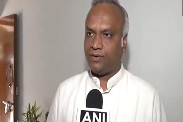 K'taka Minister Priyank Kharge questions MEA's "U-turn" on his US visit; claims loss of investment opportunities