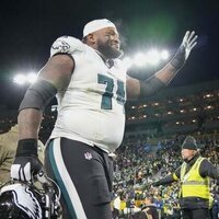 Reports: Eagles re-sign OT Fred Johnson