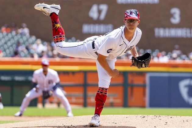 Garrett Hill wins debut, Tigers top Guardians to open DH