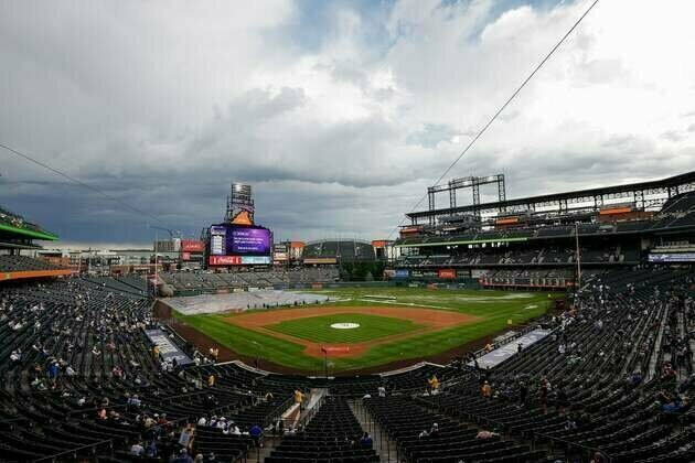Nationals-Rockies game ppd.; split DH slated for Sunday