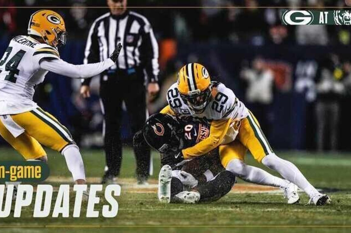 Packers lead Bears 6-0 at halftime