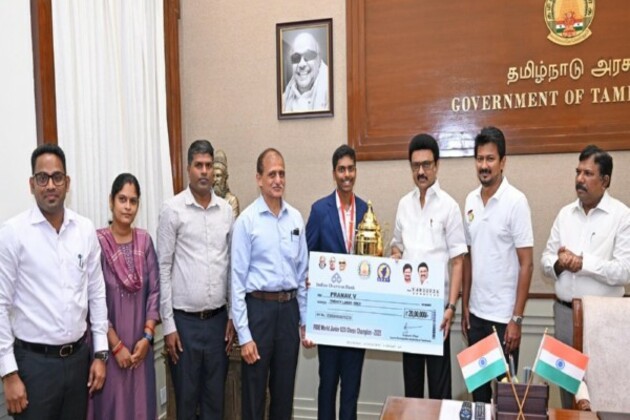 Tamil Nadu: CM MK Stalin felicitates Pranav Venkatesh for his memorable FIDE World Junior Championship 2025