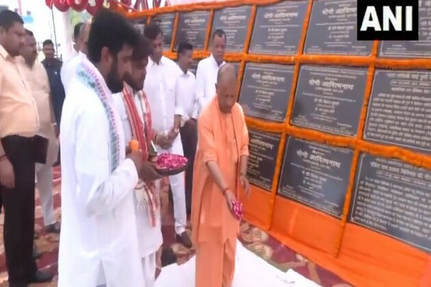 Uttar Pradesh CM Yogi inaugurates, lays foundation of development projects worth Rs 91 cr at MMM University