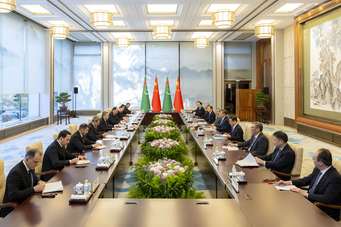 CHINA-BEIJING-XI JINPING-TURKMENISTAN-MEETING (CN)