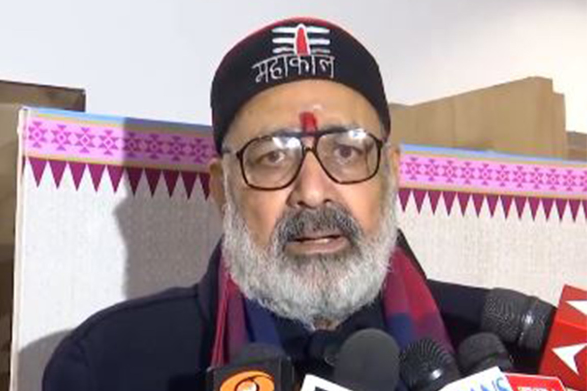 Union Minister Giriraj Singh emphasises research and innovation in Textile sector at TRAs meeting