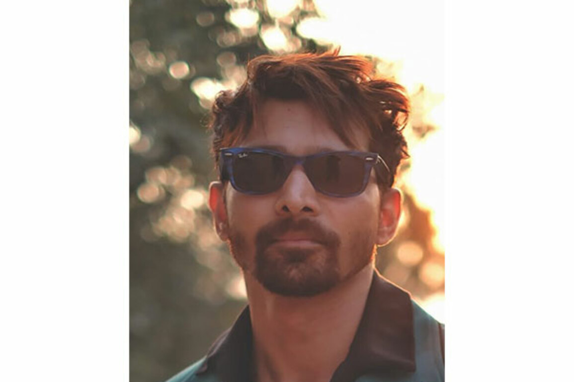 Amid re-release success of 'Sanam Teri Kasam', Harshvardhan Rane announces his new film 'Deewaniyat'