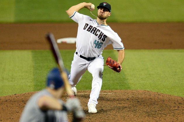 Diamondbacks looking for another all-around effort against Rangers