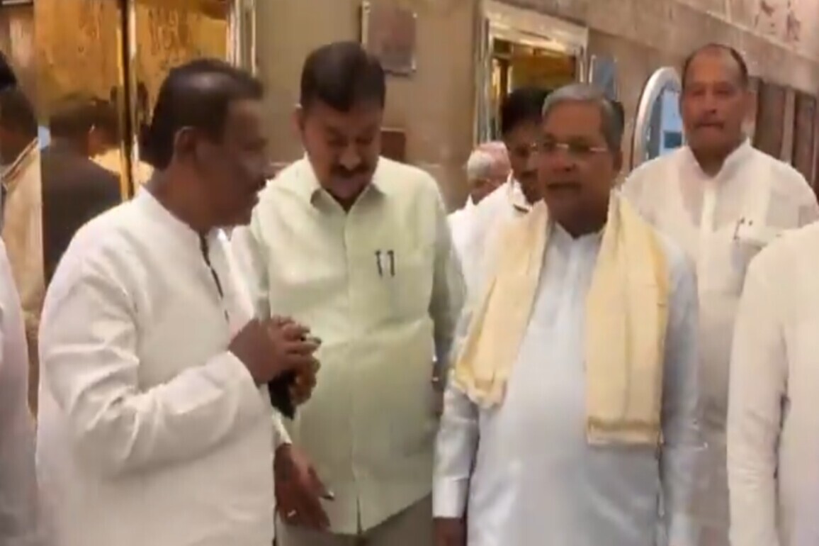 Caretaker Karnataka CM Siddaramaiah meets party top brass, final shape being given to DK Shicakumar cabinet