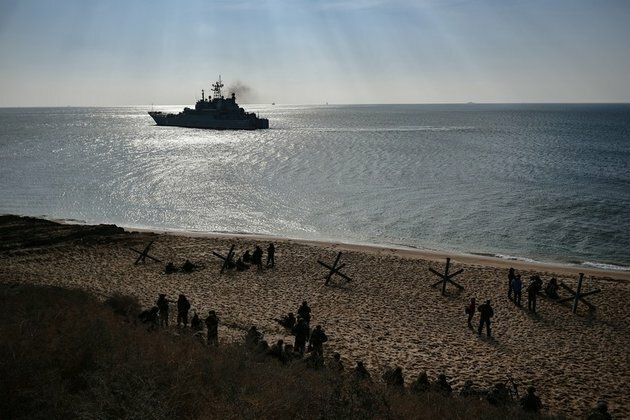 Ukraine says it&#039;s ready to defend itself against Russia