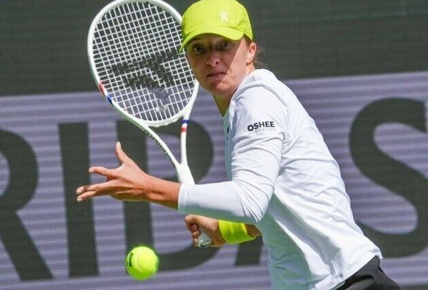 Iga Swiatek makes Indian Wells semis ... again