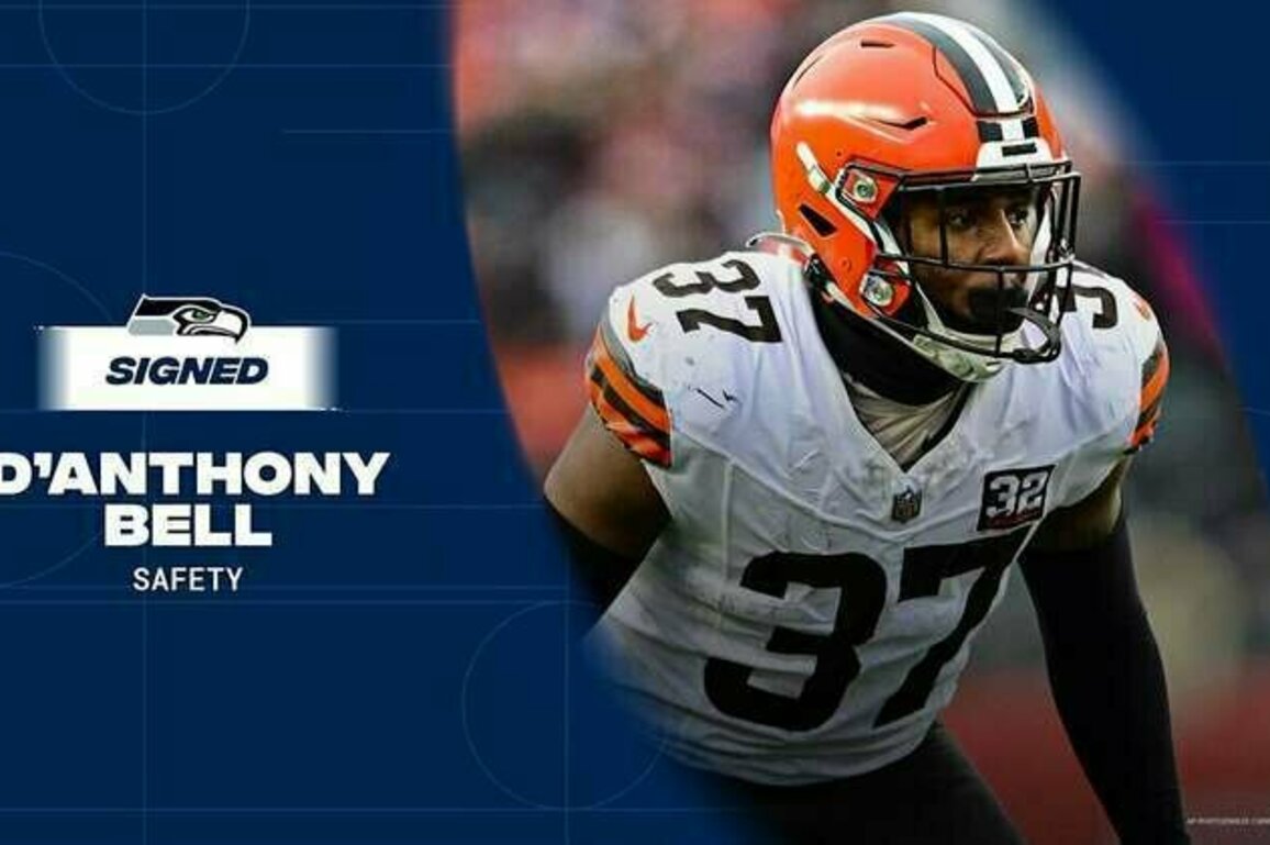Seahawks Sign Safety D'Anthony Bell