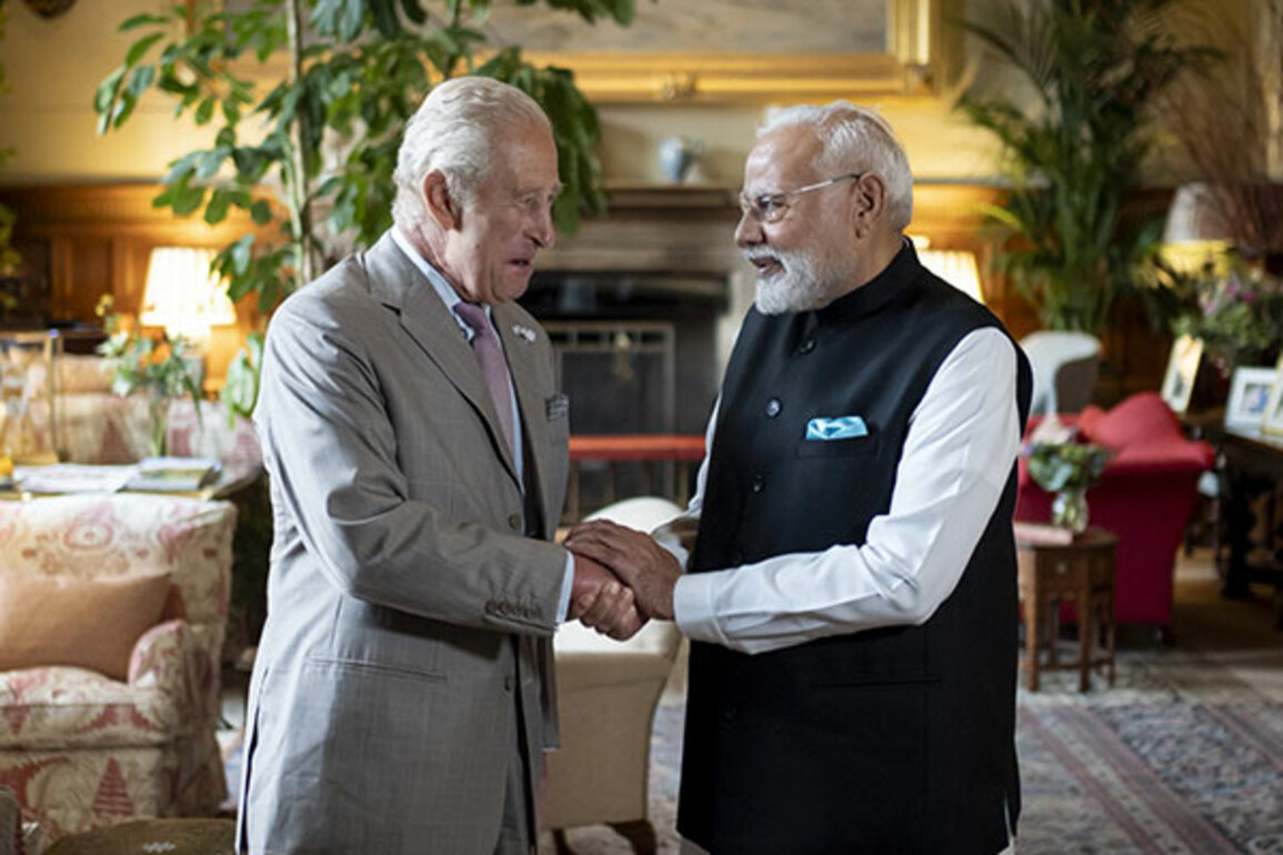 PM Modi meets King Charles III in London, invites him to visit India
