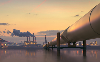 'Critical juncture': Oil and gas exec survey highlights 'paradox' between demand and decarbonisation
