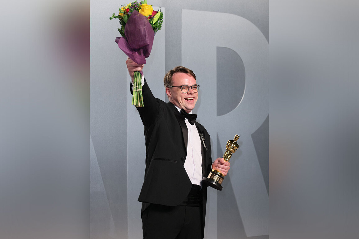 Russian director Pavel Talankin's missing Oscar statuette for 'Mr Nobody Against Putin' found