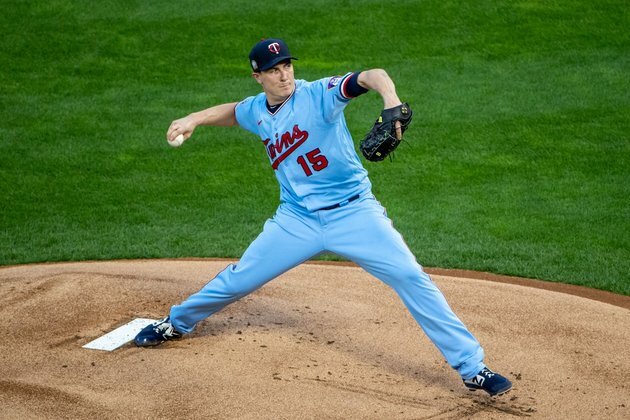 Twins designate RHP Bailey for assignment