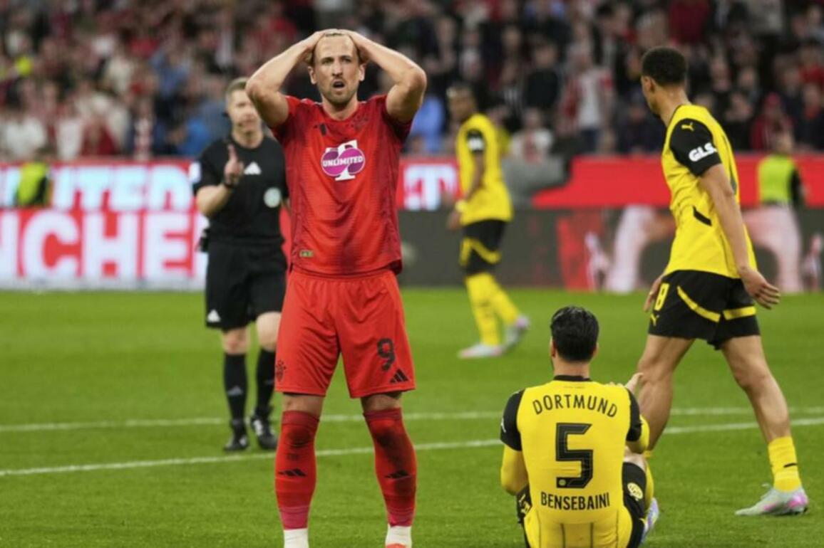 Bayern charge held up in Bundesliga 'Klassiker' draw