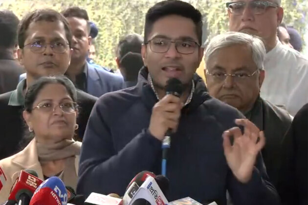 "You are nominated official, I am elected representative...": Abhishek Banerjee to CEC Gyanesh Kumar in meeting with poll panel
