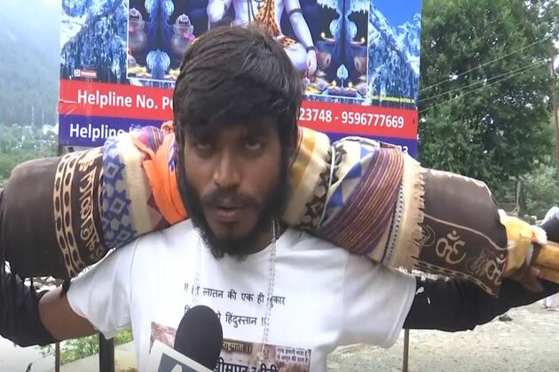 After walking for 111 days Pilgrim from UP reaches Pahalgam for Amarnath Yatra