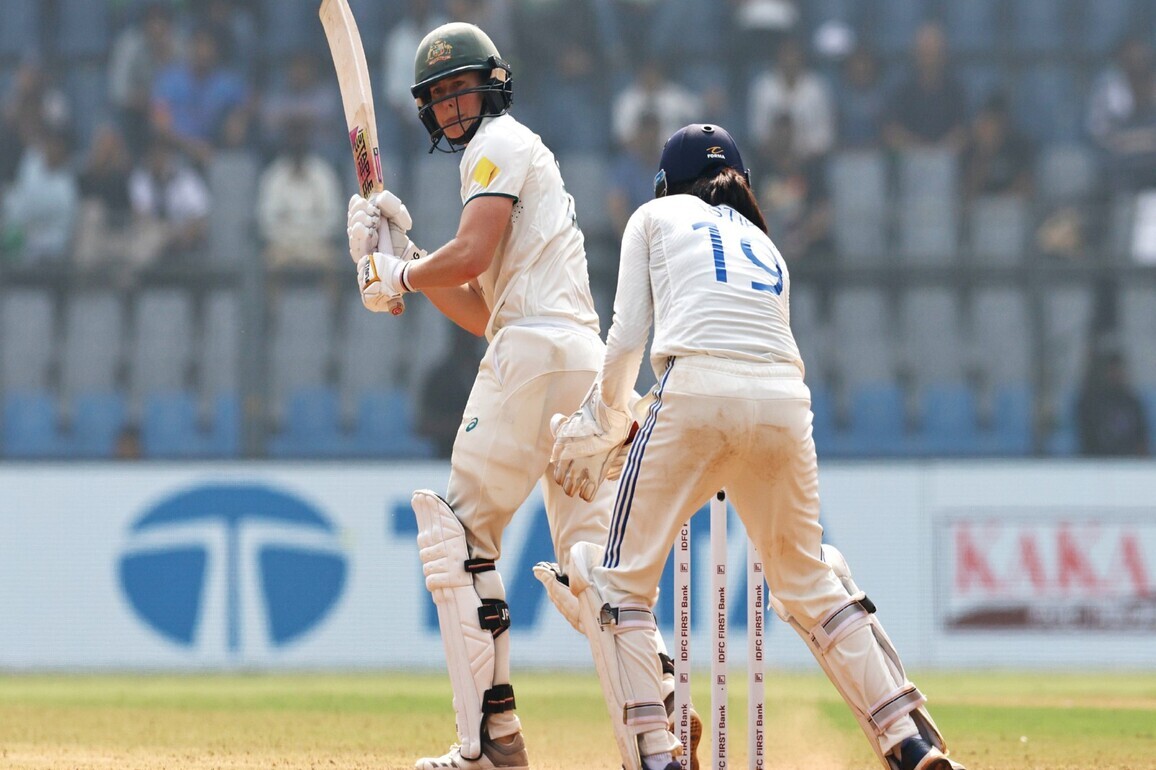 Ellyse Perry crosses 1000 runs, becomes Australia women's leading run-scorer in Tests