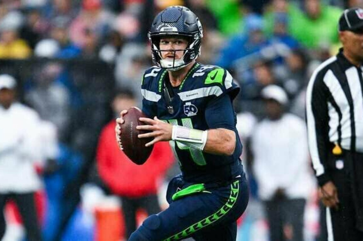 Seahawks QB Sam Darnold 'Really Sharp' In Preseason Debut