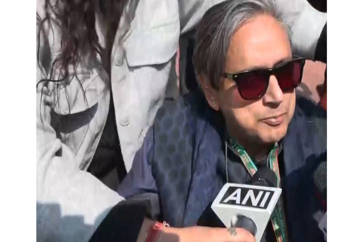 "Larger problem created by not allowing LoP to speak": Shashi Tharoor backs Rahul Gandhi