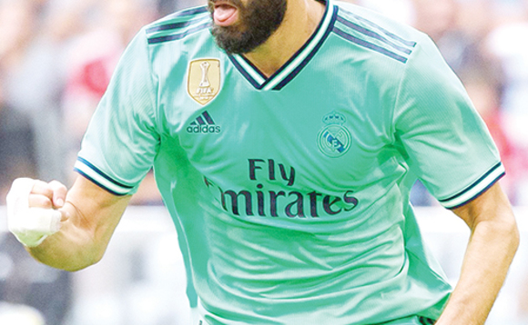 Benzema azannyira Real Madrid e Spain. Benzema azannyira Real Madrid e Spain.