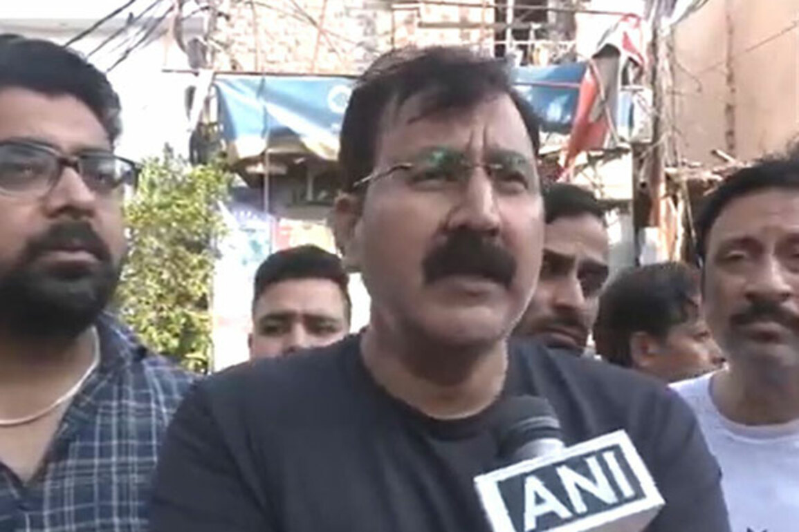 J-K: Civilian areas in Jammu city suffer significant damage due to shelling by Pakistan