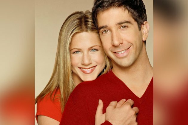 Jennifer rubishes dating rumors with David