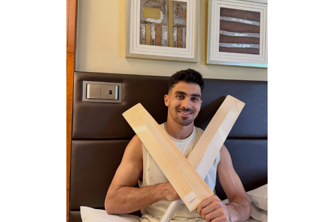 Rahmanullah Gurbaz receives bats from Virat Kohli after Ahmedabad masterclass