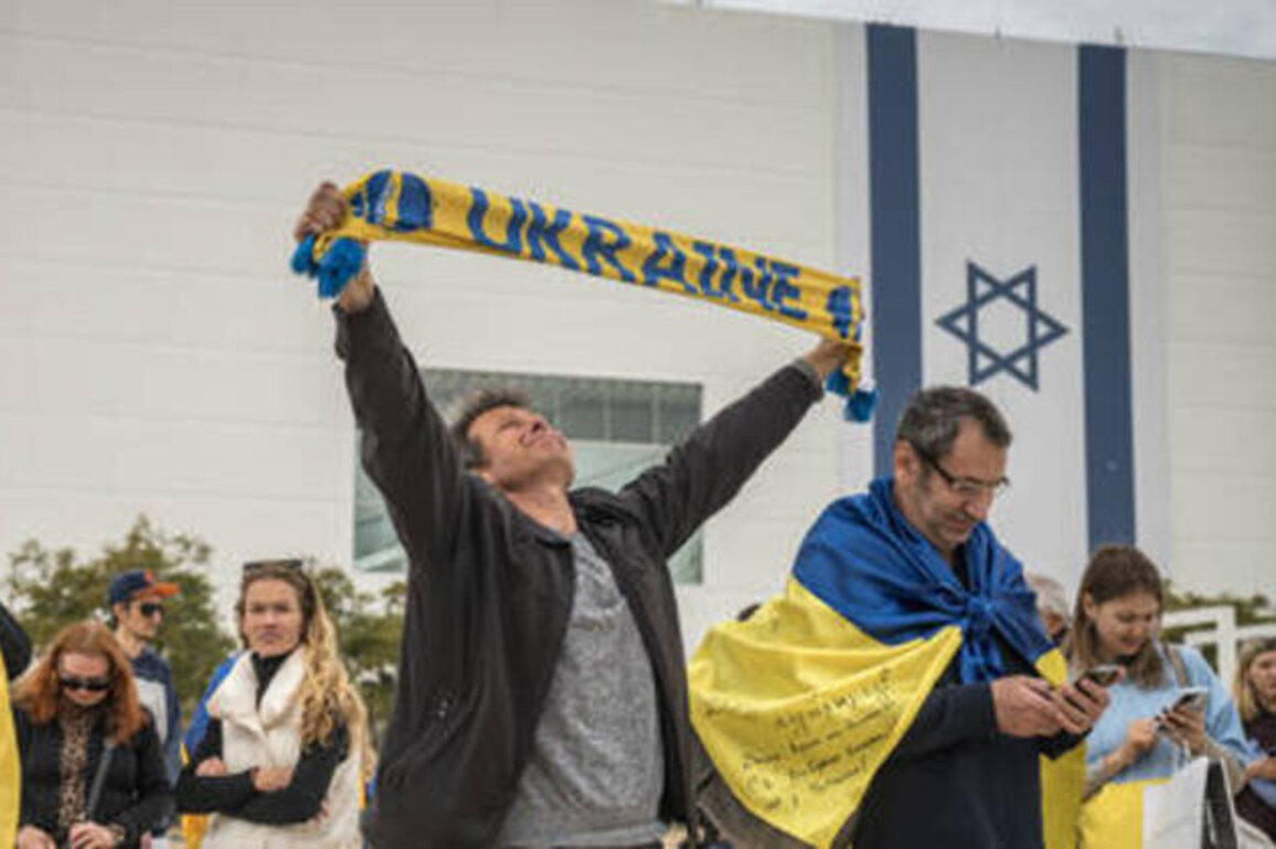 Israel could start deporting Ukrainians next month - Haaretz