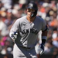 First hit, first homer for Aaron Judge as Yankees blank Giants again