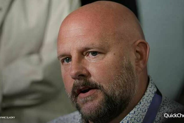 Brian Daboll takes his time evaluating quarterbacks (old & new)
